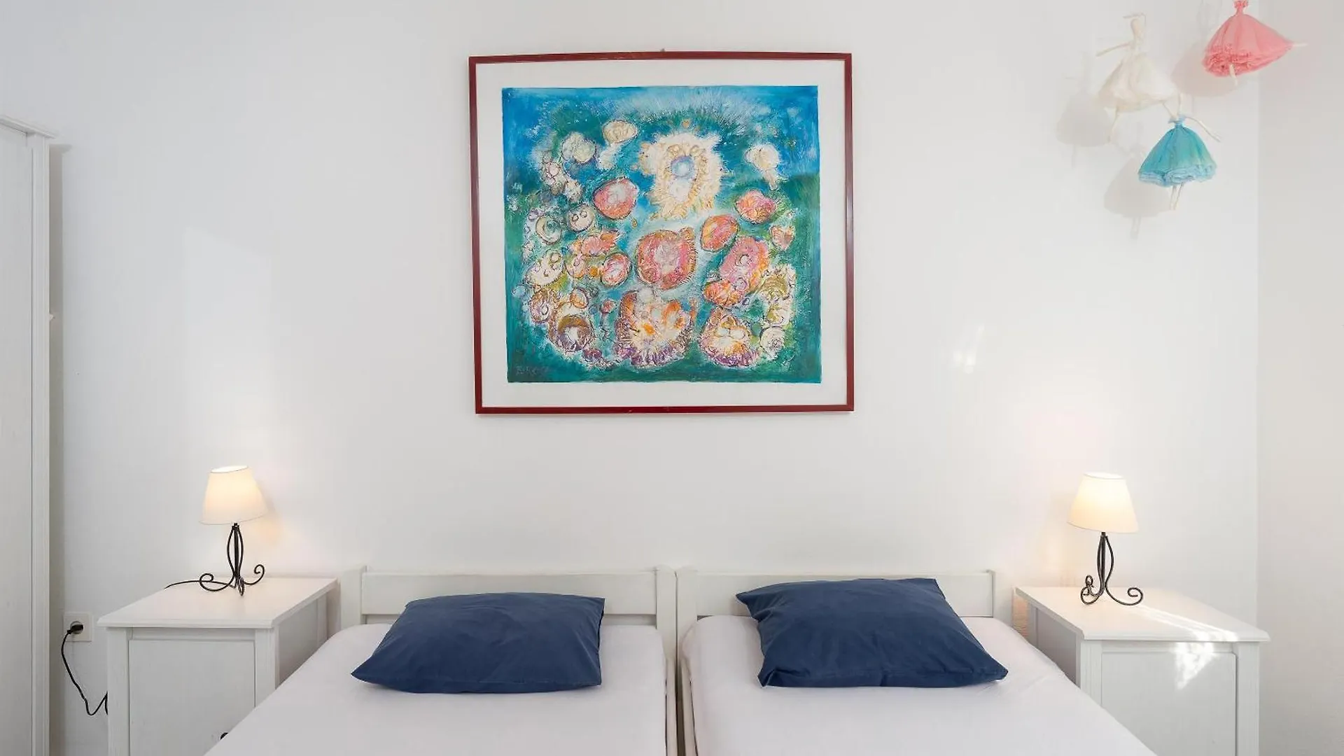 Apartments Petar - 30 M From Sandy Beach 닌 크로아티아