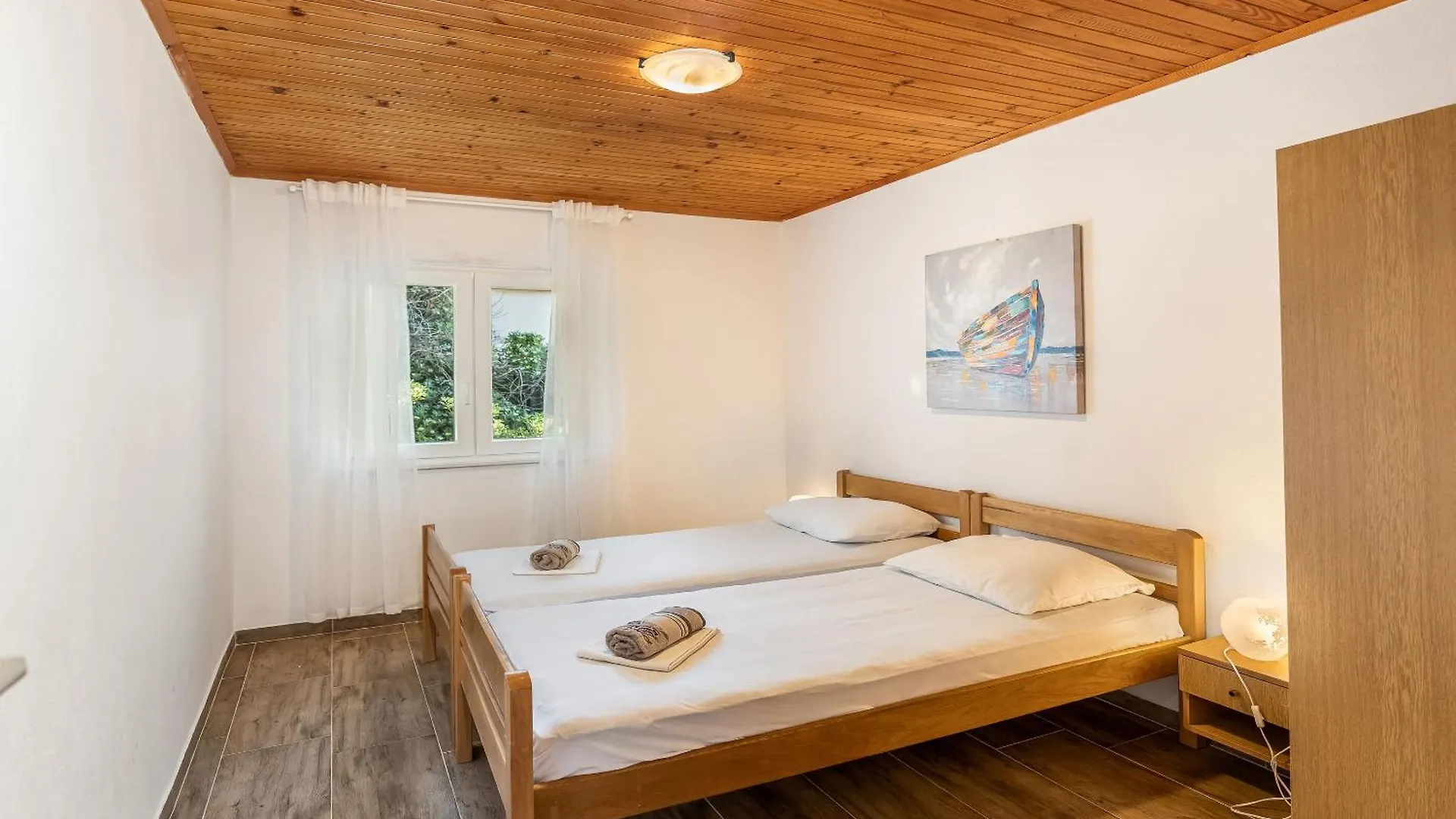 Apartments Petar - 30 M From Sandy Beach 닌 크로아티아