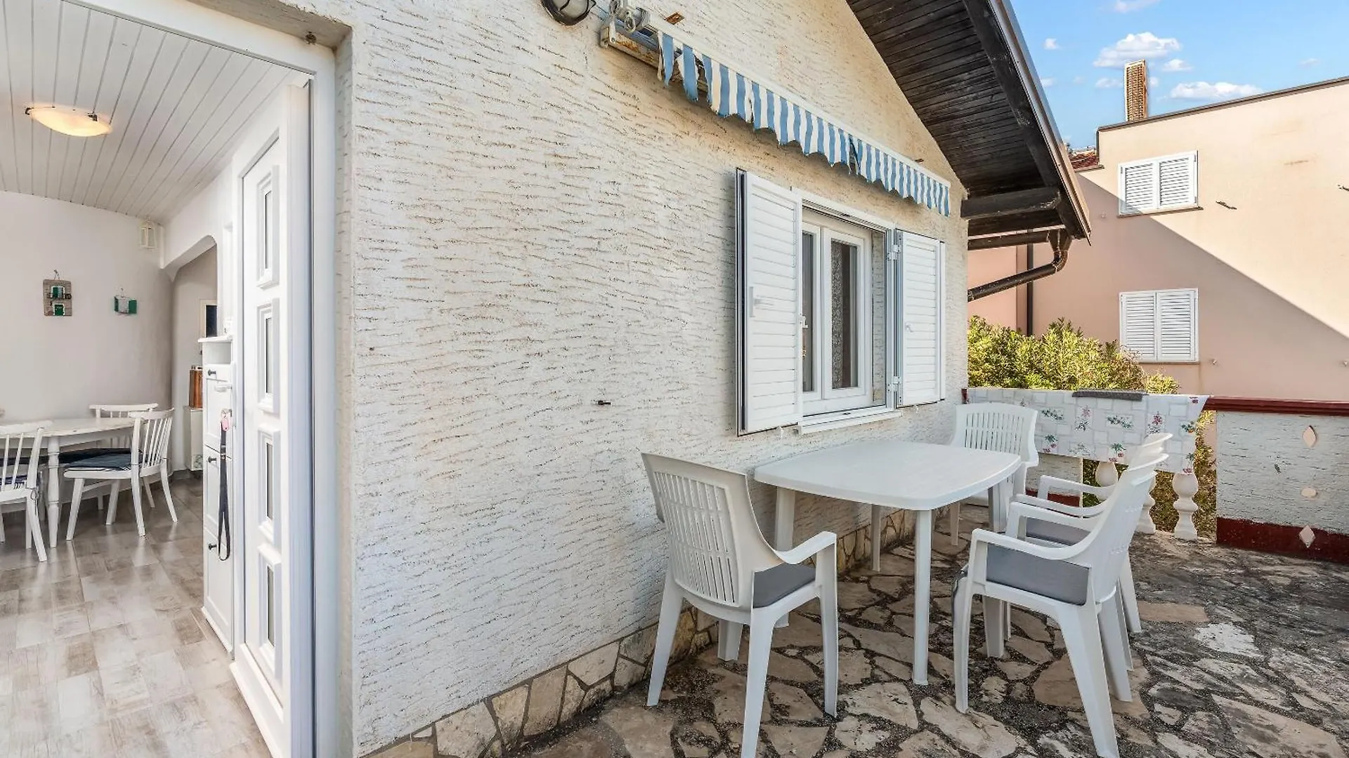 Apartments Petar - 30 M From Sandy Beach 닌 크로아티아